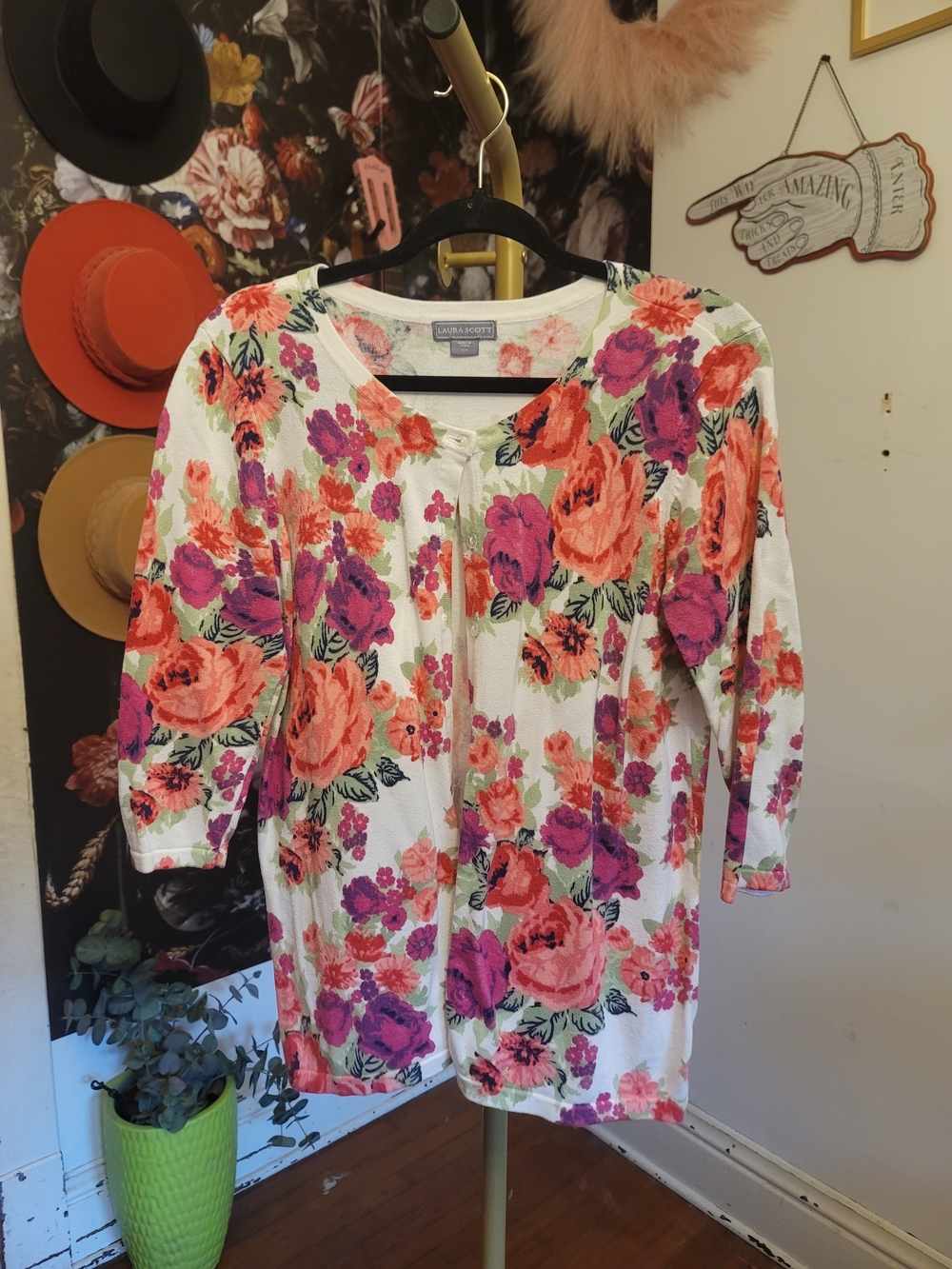 Laura Scott Floral Knit Sweater Cardigan